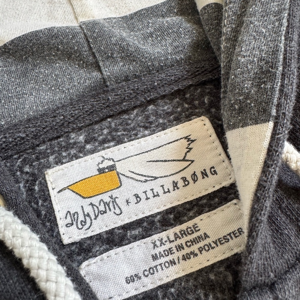 Billabong x Andy Daris Pelican Hoodie- 2XL - Picture 3 of 4